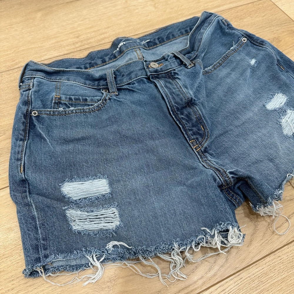 Old Navy Distressed High Rise Shorts - Picture 3 of 7